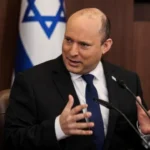 تسريب محادثات وأرقام هاتف: بينيت يعلن اختراق حسابه على تليغرام